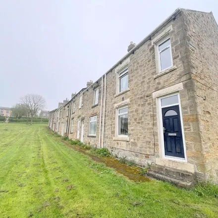 Rent this 2 bed apartment on Dipton Post Office in Co-Operative Terrace, Harelaw