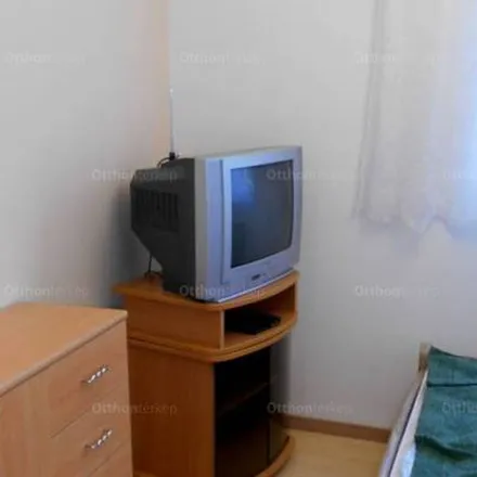 Rent this 1 bed apartment on Metropol üzletház in Nyíregyháza, Luther utca 1