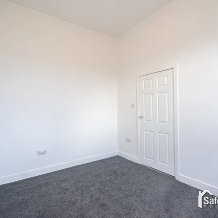 Rent this 3 bed townhouse on Genesis in Locksbrook Road, Bath