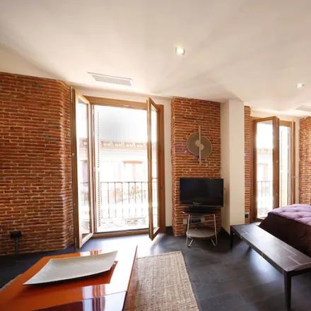 Rent this studio apartment on Madrid in Calle de Fuencarral, 34
