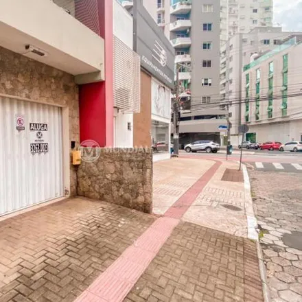 Rent this 3 bed house on Rua 3600 in Centro, Balneário Camboriú - SC