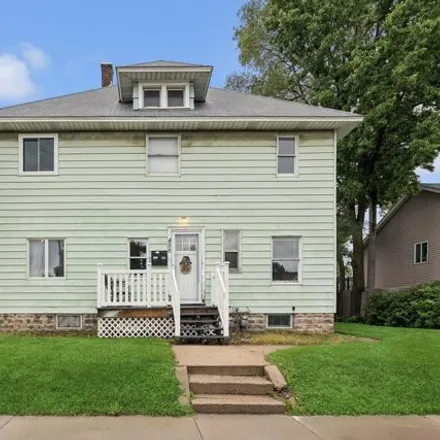 Buy this 4 bed house on 458 5th Avenue South in South Saint Paul, MN 55075