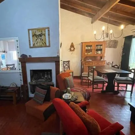 Buy this 2 bed house on Río Pilcomayo in Obligado, 1662 Bella Vista