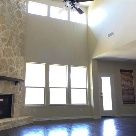 Image 7 - 7116 King Ranch Road, North Richland Hills, TX 76182, USA - House for rent