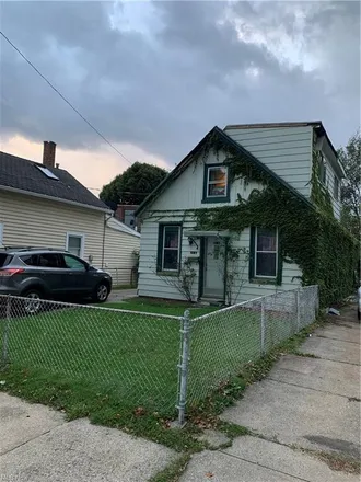 Image 2 - 1980 West 52nd Street, Cleveland, OH 44102, USA - House for sale