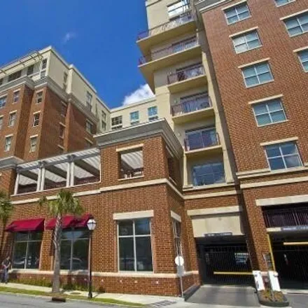 Rent this 1 bed house on Ralph Henry Johnson Veterans Administration Medical Center in 109 Bee Street, Charleston