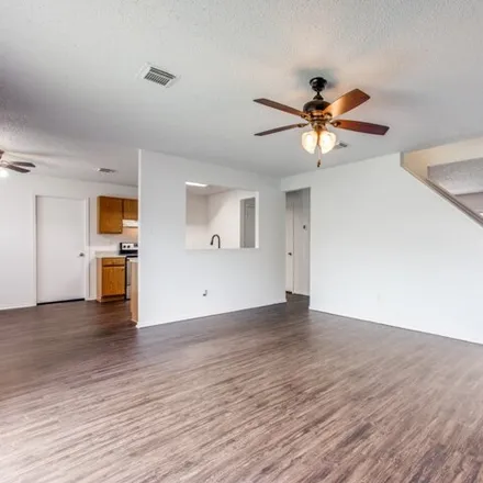 Image 3 - 8237 Stagwood Hill, Bexar County, TX 78254, USA - House for rent