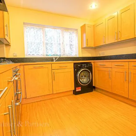 Rent this 5 bed apartment on Woden Avenue in Colchester, CO3 0QY