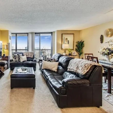 Image 7 - Windsor at Ontario Place, 1 East Erie Street, Chicago, IL 60611, USA - Condo for sale