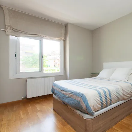 Rent this 3 bed apartment on Carrer de Calvet in 73-75, 08021 Barcelona