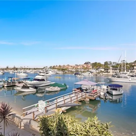 Image 8 - 811 North Bay Front, Newport Beach, CA 92662, USA - Apartment for sale