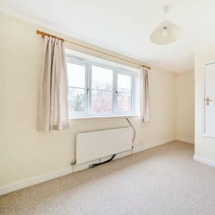 Image 6 - Wendover Road, Aylesbury, HP21 9LB, United Kingdom - Townhouse for sale