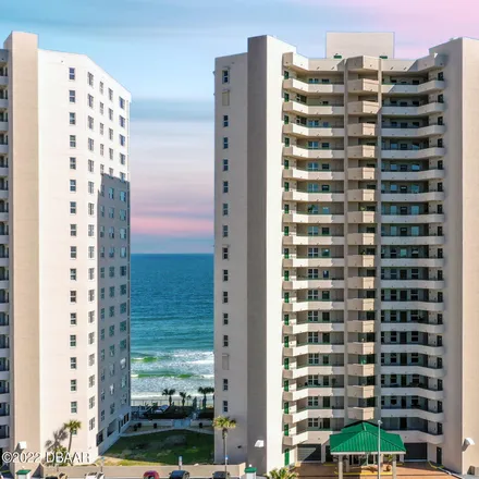 Buy this 3 bed condo on 3315 South Atlantic Avenue in Daytona Beach Shores, Volusia County