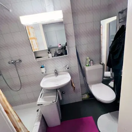 Rent this 2 bed apartment on Holligenstrasse 1 in 3008 Bern, Switzerland