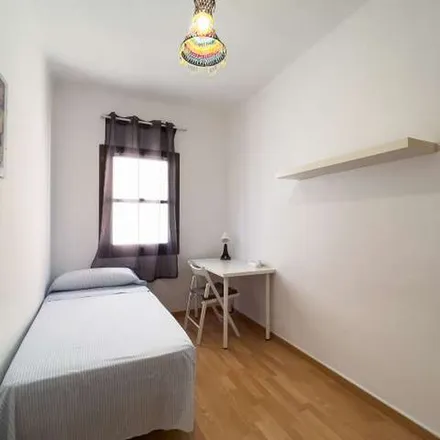 Rent this 3 bed apartment on Carrer de les Pedreres in 11, 08001 Barcelona