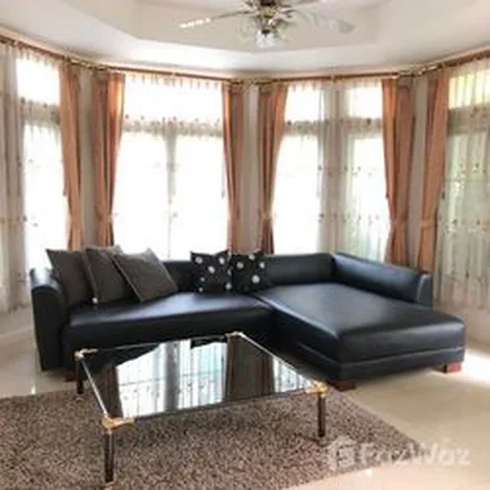 Rent this 3 bed apartment on unnamed road in Lat Phrao District, Bangkok 10230