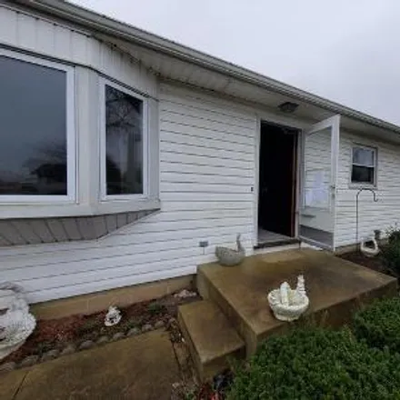 Buy this 3 bed house on 311 Spruce Street in Williamsport, Pickaway County