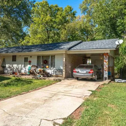 Buy this studio house on 378 Jerome Street in Hot Springs, AR 71913