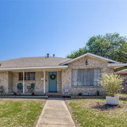 Buy this 4 bed house on 2251 Homeway Circle in Dallas, TX 75228