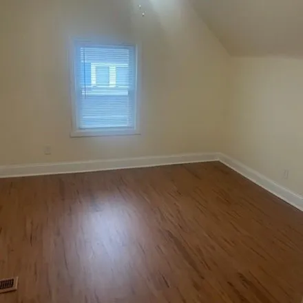 Rent this 5 bed apartment on Edgewood Cycle Track in New Haven, CT 06504