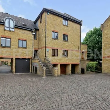 Rent this 3 bed house on 12-21 Welland Mews in St. George in the East, London