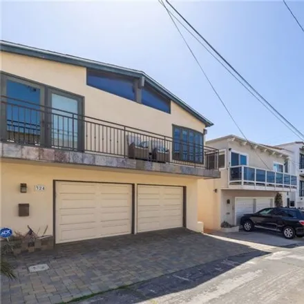 Image 1 - 324 34th Street, Manhattan Beach, CA 90266, USA - House for rent