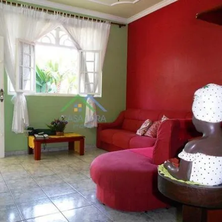 Buy this 5 bed house on Rua Minas Gerais in Regional Norte, Betim - MG