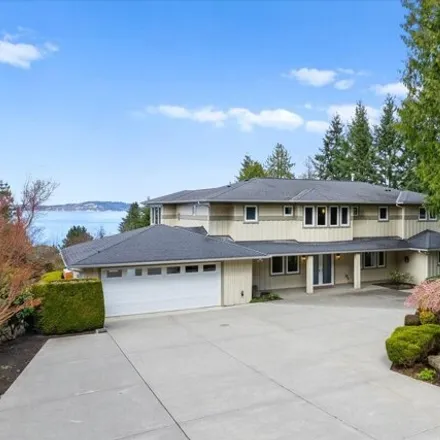 Buy this 6 bed house on 8209 Frederick Place in Edmonds, WA 98026