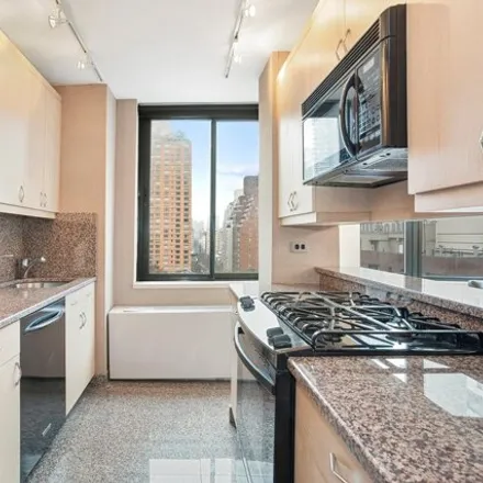 Image 4 - The Palladin, East 62nd Street, New York, NY 10062, USA - Condo for sale