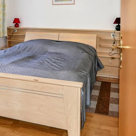 Rent this 3 bed duplex on 98666 Schnett