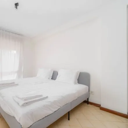Image 3 - Viet View, Rua de Cedofeita, 4050-122 Porto, Portugal - Apartment for rent