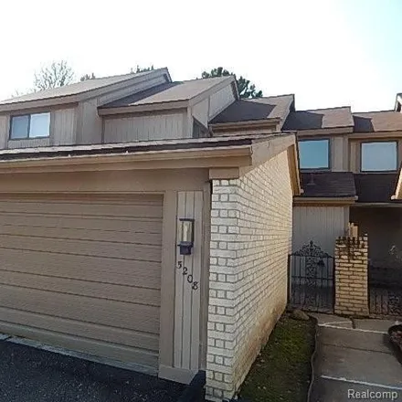 Buy this 2 bed condo on 5208 Richard Run Street in West Bloomfield Township, MI 48322