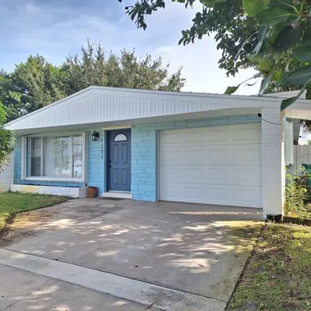 Image 2 - 1245 Pawnee Terrace, Indian Harbour Beach, Brevard County, FL 32937, USA - House for sale