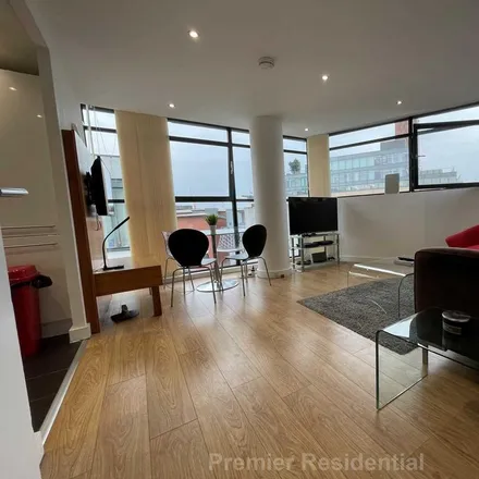 Image 2 - Hill Quays, 8 Commercial Street, Manchester, M15 4JQ, United Kingdom - Apartment for rent