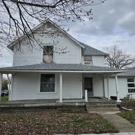 Buy this 3 bed house on 705 East Washington Street in Frankfort, IN 46041