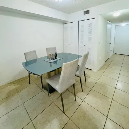 Image 2 - unnamed road, Pembroke Park, Broward County, FL 33179, USA - Room for rent