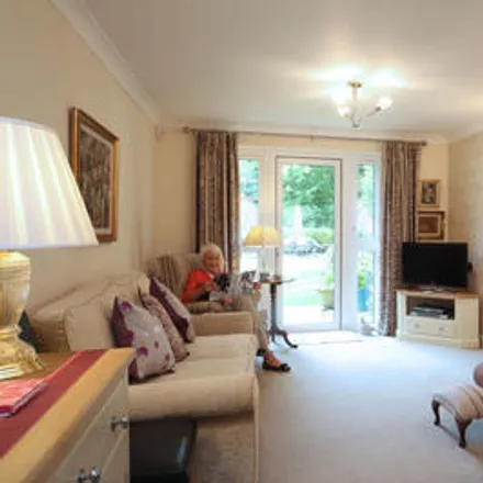 Image 5 - Grange Court, 198 Warwick Road, Ulverley Green, B92 7GL, United Kingdom - Apartment for sale