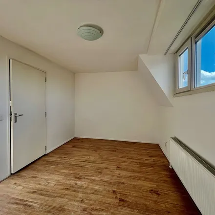 Image 5 - Strevelsweg 63B, 3073 DV Rotterdam, Netherlands - Apartment for rent