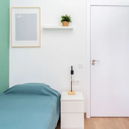 Rent this 1 bed apartment on Calle del Arzobispo Doménech in 13, 50006 Zaragoza