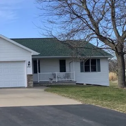 Buy this 3 bed house on Bobwhite Drive in Greenville, Outagamie County