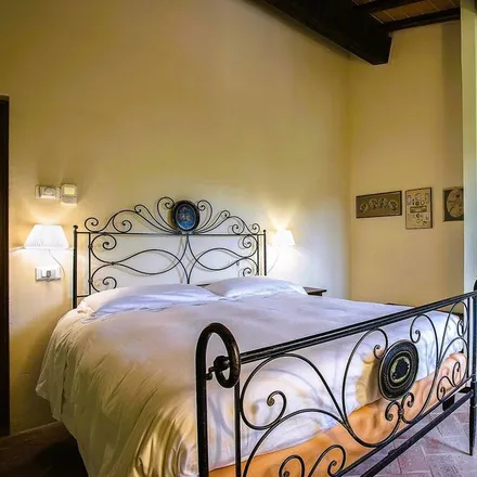 Rent this 3 bed apartment on Certaldo in Sottopasso stazione, 50052 Certaldo FI