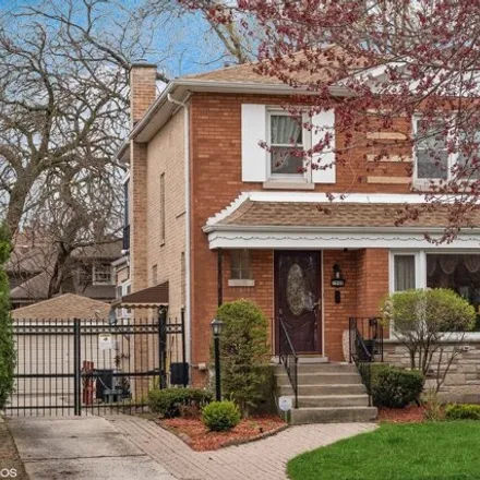 Buy this 2 bed house on 7034 South Constance Avenue in Chicago, IL 60649