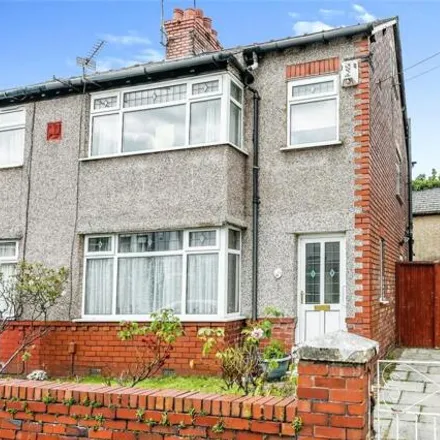 Buy this 3 bed duplex on Moorgate Avenue in Sefton, L23 0UF