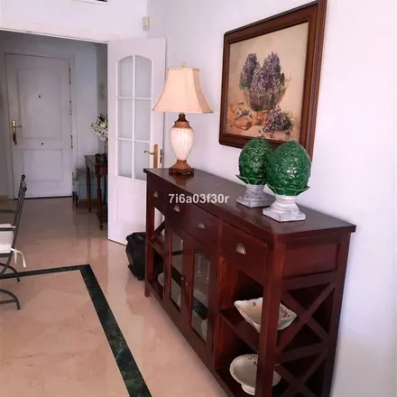 Image 7 - Calle Huerta Chica, 1 D, 29601 Marbella, Spain - Apartment for rent