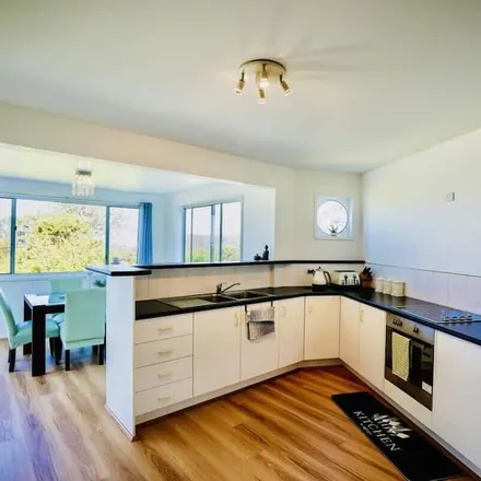 Rent this 3 bed apartment on Tamborine Mountain QLD 4272