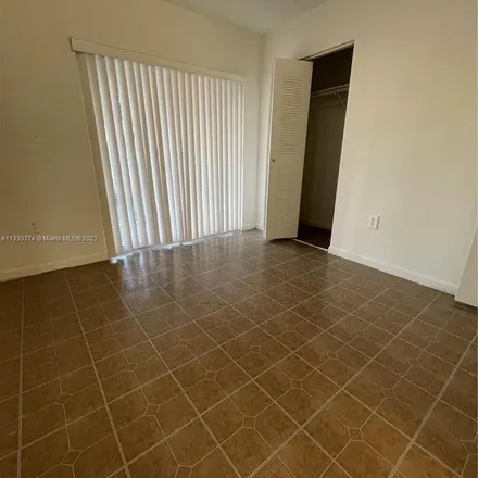 Image 4 - 2740 West 76th Street, Hialeah, FL 33016, USA - Apartment for rent