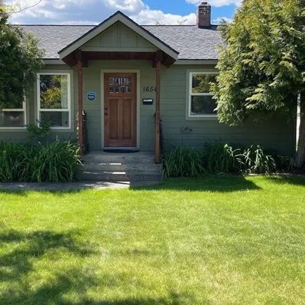 Buy this 3 bed house on 1694 East Bismark Avenue in Spokane, WA 99208