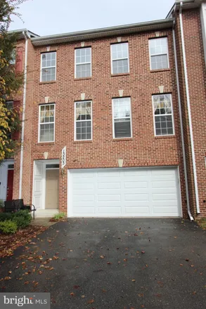 Image 3 - 13203 Liberty Bell Court, Germantown, MD 20874, USA - Townhouse for sale