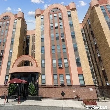 Rent this 1 bed apartment on 14 West Penn Street in City of Long Beach, NY 11561