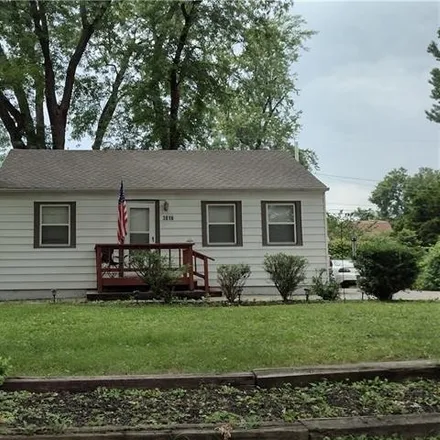 Buy this 2 bed house on 3816 North Euclid Avenue in Kansas City, MO 64116